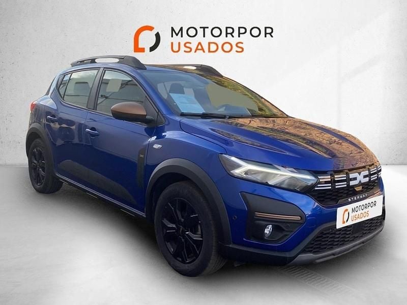 Azul Usado 2024 Dacia Sandero Extreme Citadino | € 17.490 (Preço justo) - Imagem 1/4