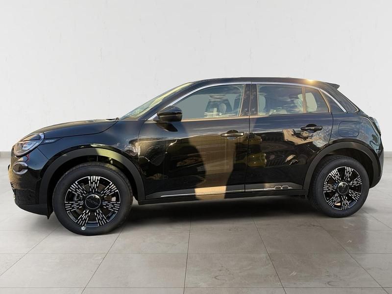 Usado Fiat 600 110 HP (80 kW) 2025 Preto SUV