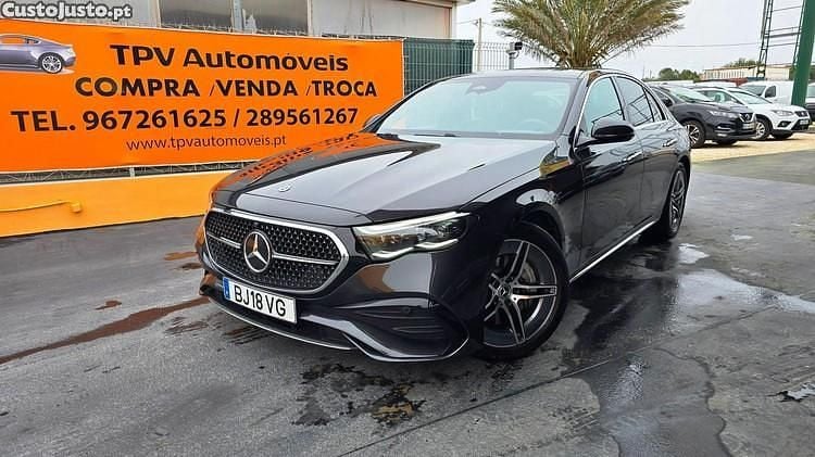 Usado Mercedes E300 AMG line 313 HP (230 kW) 2024 Cinza Sedan