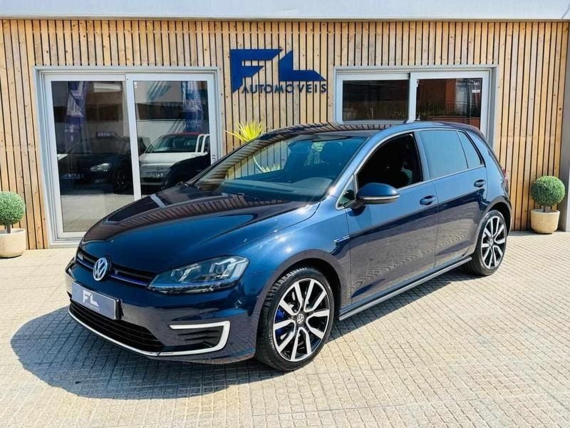 Azul Usado 2015 VW Golf VII GTE | € 17.900 (Preço justo) - Imagem 1/2