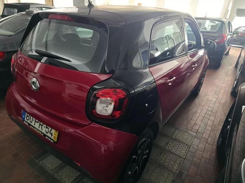 Usado Smart ForFour Prime 71 HP (52 kW) 2015 Vermelho Citadino