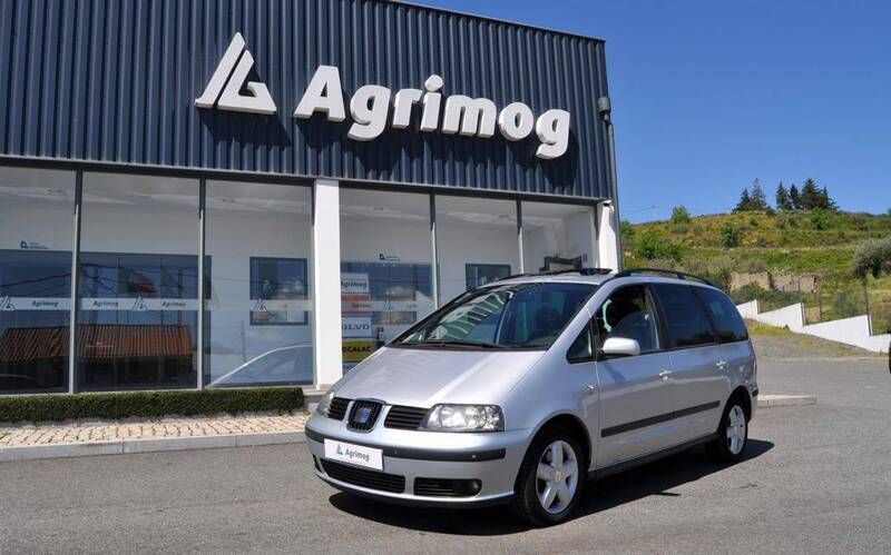 Cinzento Usado 2008 Seat Alhambra Monovolume | € 6.800 (Bom preço) - Imagem 1/4