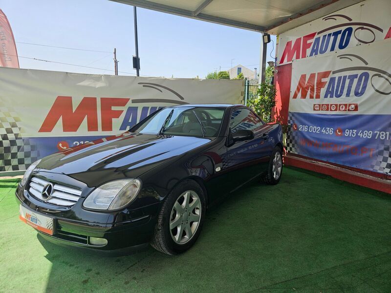 Preto Usado 1998 Mercedes SLK200 Cabrios | € 6.999 (Caro) - Imagem 1/4