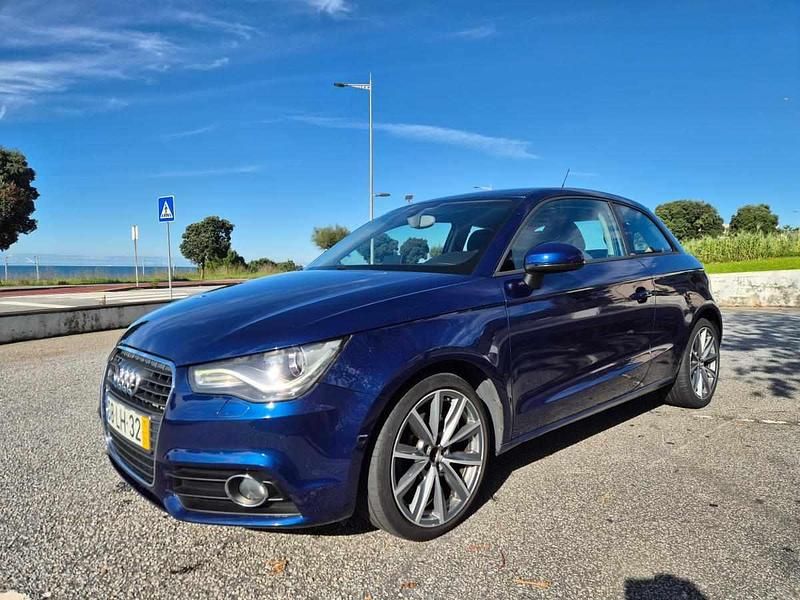 Azul Usado 2011 Audi A1 Citadino | € 10.250 (Preço justo) - Imagem 1/4