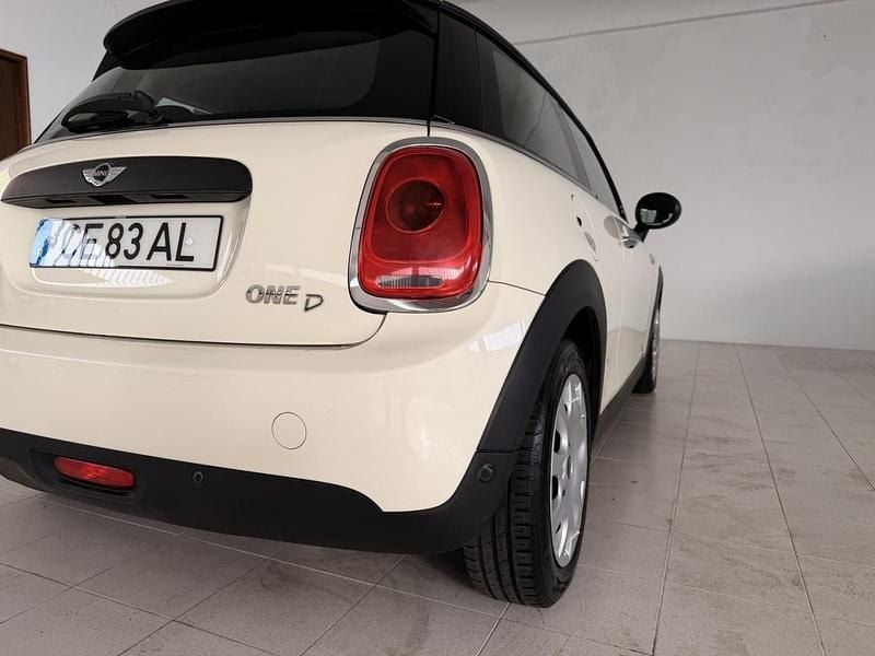 Usado Mini Cooper 95 HP (69 kW) 2014 Outra Citadino