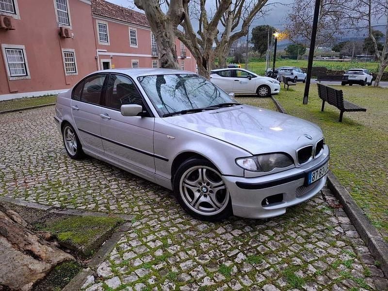 Usado 2002 BMW 320 Sedan | € 4.500 (Bom preço) - Imagem 1/4
