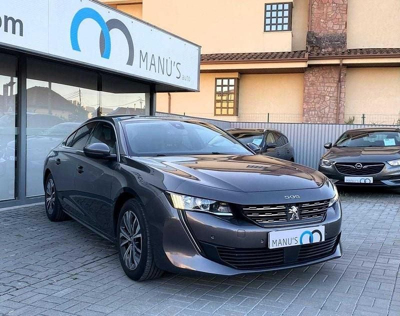 Usado Peugeot 508 Allure 130 HP (95 kW) 2019 Cinzento Sedan