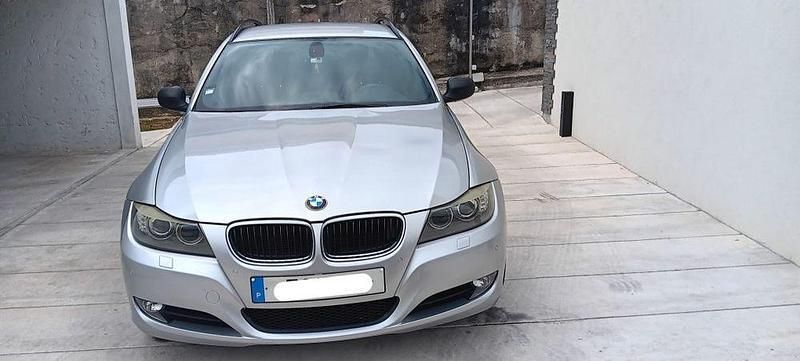 Usado 2010 BMW 318 Sedan | € 12.000 (Preço elevado) - Imagem 1/4