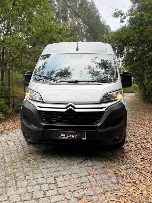 Branco Usado 2022 Citroën Jumper Monovolume | € 18.500 (Bom preço) - Imagem 1/4
