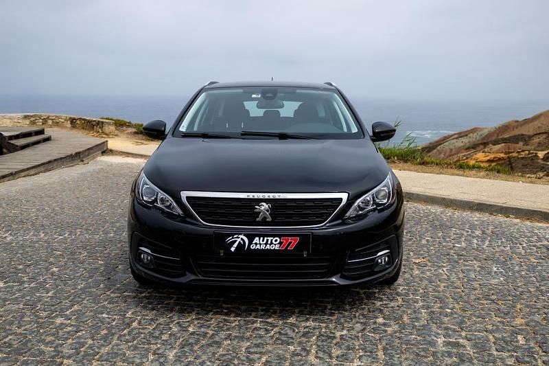 Usado Peugeot 308 SW 130 HP (95 kW) 2018 Preto Carrinha