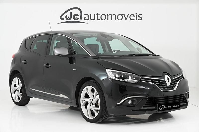 Preto Usado 2017 Renault Scénic IV Bose Edition Monovolume | € 15.900 - Imagem 1/4