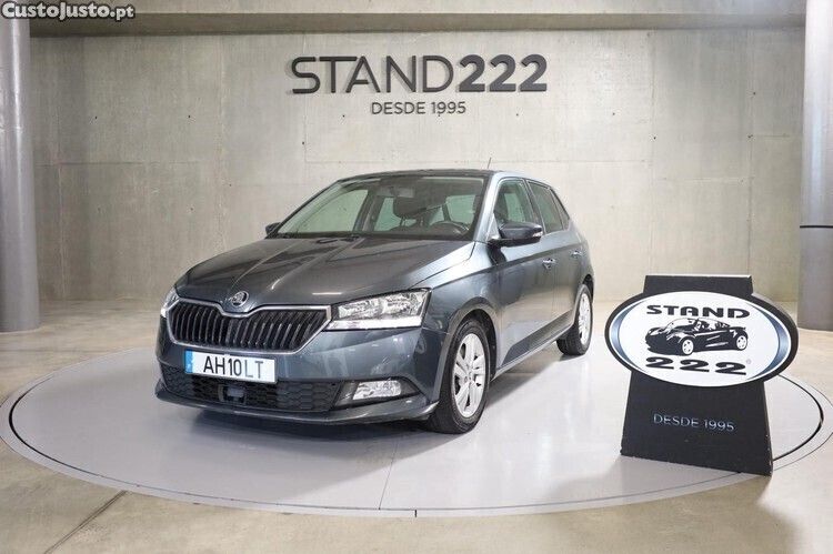 Cinza Usado 2021 Skoda Fabia Ambition | € 15.450 (Preço justo) - Imagem 1/1