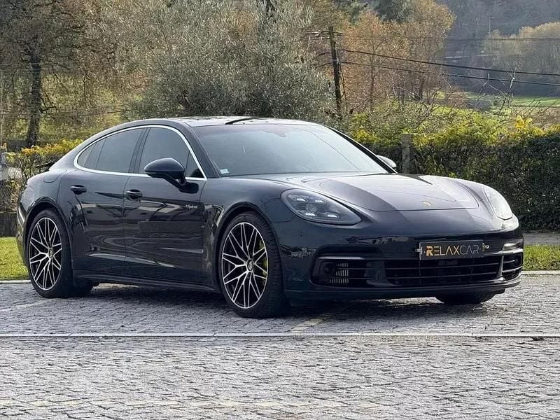 Usado Porsche Panamera 4 462 HP (339 kW) 2017 Azul escuro Sedan