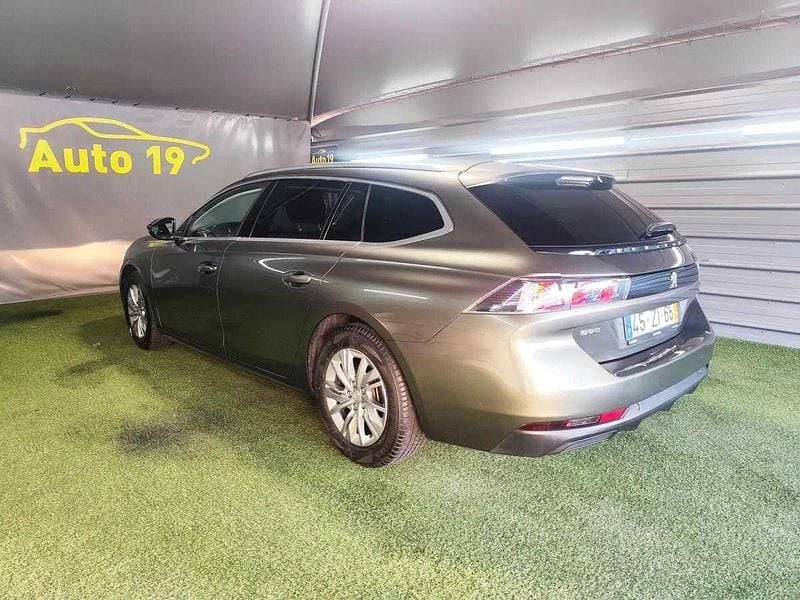 Usado Peugeot 508 SW 130 HP (95 kW) 2019 Cinzento Carrinha