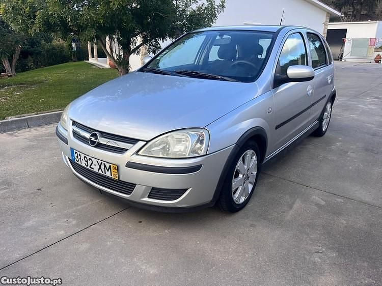 Cinza Usado 2004 Opel Corsa | € 2.750 (Preço justo) - Imagem 1/1