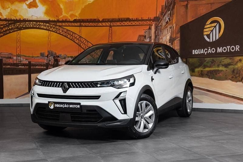 Branco Usado 2025 Renault Captur SUV | € 23.400 (Preço justo) - Imagem 1/4