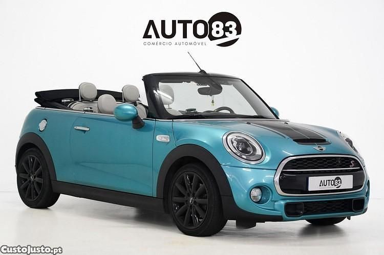 Verde Usado 2017 Mini Cooper S Coupé Coupé | € 23.990 - Imagem 1/1