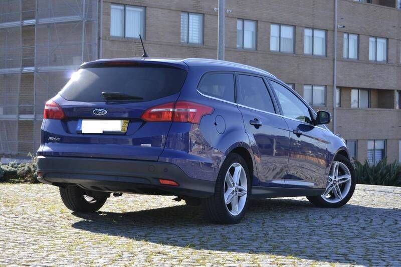 Usado Ford Focus Titanium 125 HP (91 kW) 2017 Azul Carrinha