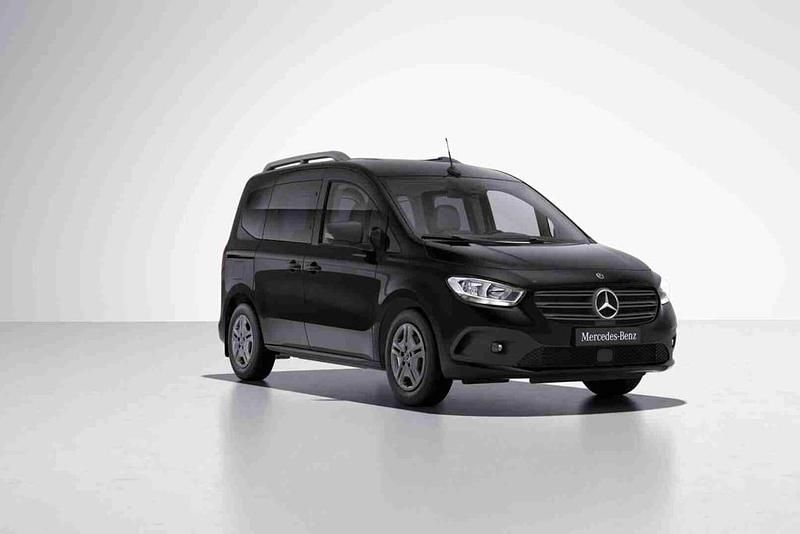 Preto Novo 2025 Mercedes Citan 110 | € 33.000 - Imagem 1/4