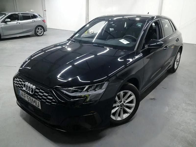 Preto Usado 2021 Audi A3 Sportback Citadino | € 21.990 (Preço justo) - Imagem 1/4