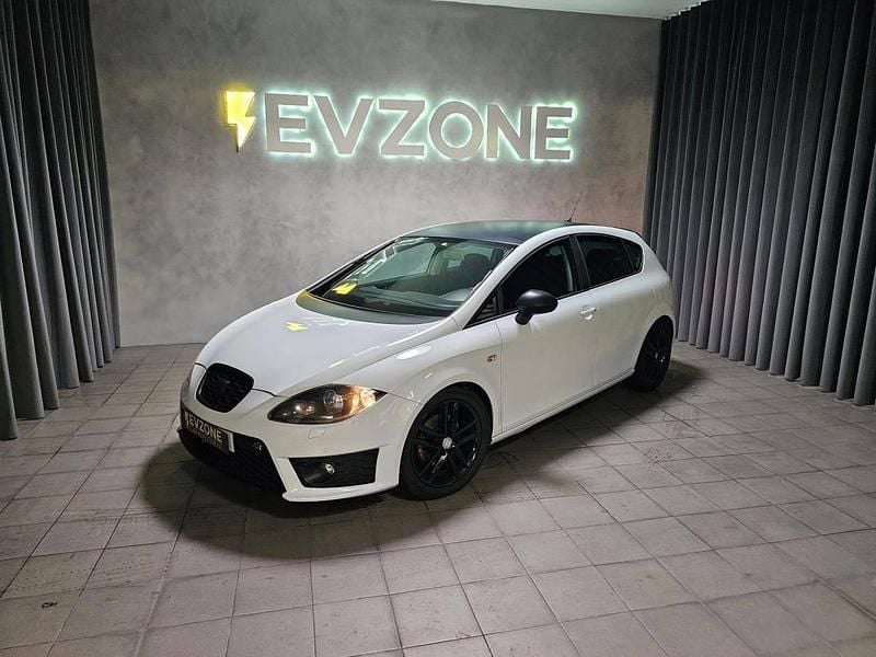 Branco Usado 2012 Seat Leon FR | € 12.000 (Super Preço) - Imagem 1/4