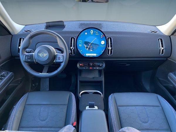 Usado Mini Countryman 163 HP (119 kW) 2024 Vermelho SUV