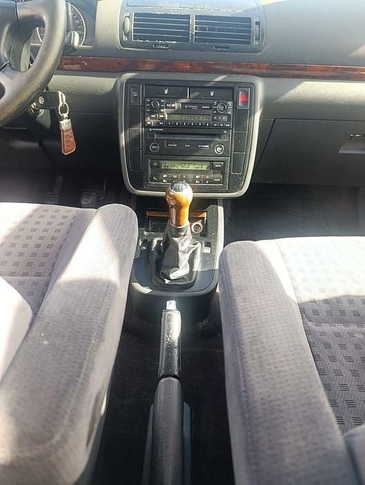 Usado VW Sharan 115 HP (84 kW) 2002 Monovolume