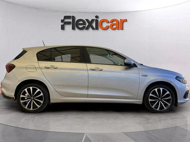 Cinza Usado 2020 Fiat Tipo Lounge Sedan | € 10.880 (Preço justo) - Imagem 1/4