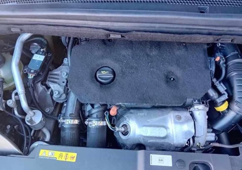 Usado Citroën C4 Picasso 131 HP (96 kW) 2020 Cinzento Monovolume