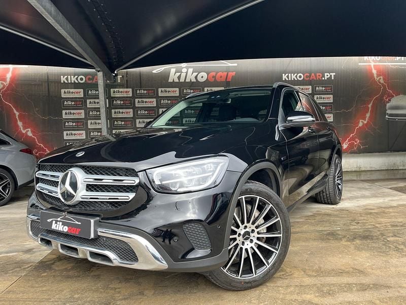 Preto Usado 2021 Mercedes GLC300 SUV | € 38.760 (Super Preço) - Imagem 1/4