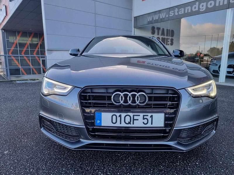 Usado Audi A5 Premium 190 HP (139 kW) 2015 Cinzento Coupé