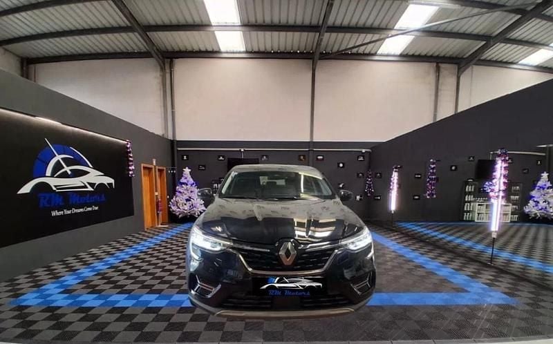 Usado Renault Arkana 140 HP (102 kW) 2023 Cinza SUV