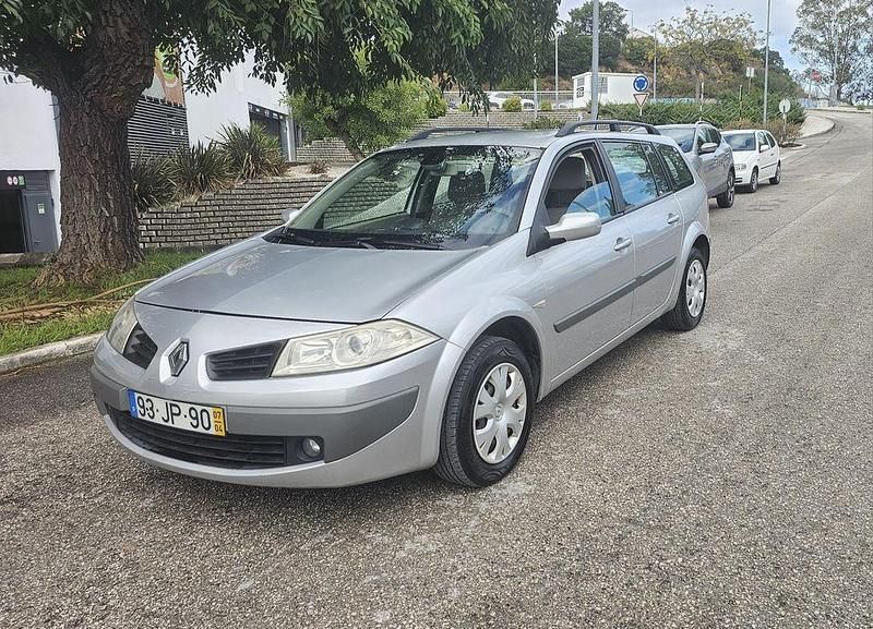 Usado 2007 Renault Mégane II Sedan | € 2.450 (Preço justo) - Imagem 1/4