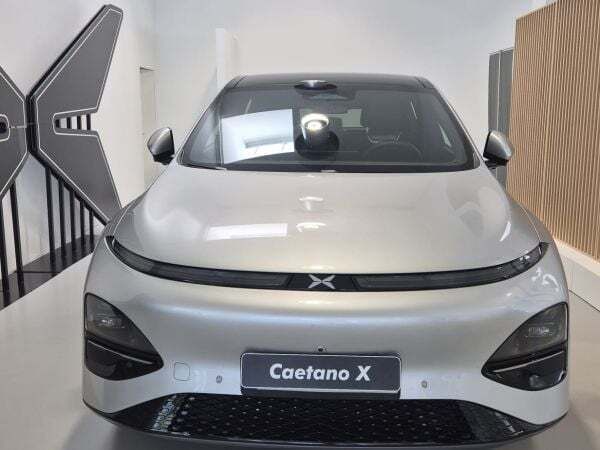 Outra Usado 2025 XPENG G6 SUV | € 43.750 - Imagem 1/4