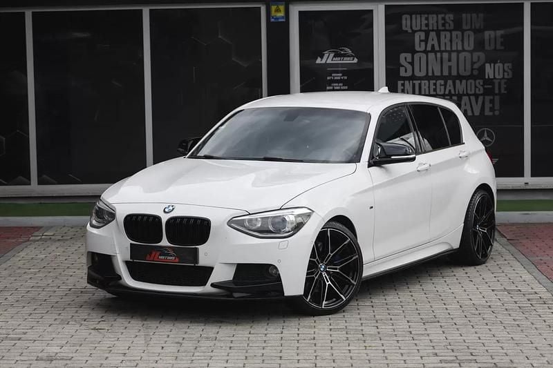 Branco Usado 2013 BMW 125 Citadino | € 20.500 - Imagem 1/4