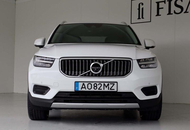 Usado Volvo XC40 211 HP (155 kW) 2022 Branco SUV