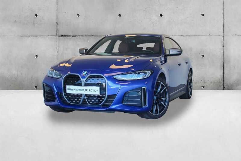 Azul portimão metalizada Usado 2023 BMW i4 Comfort Edition Sedan | € 91.720 - Imagem 1/4