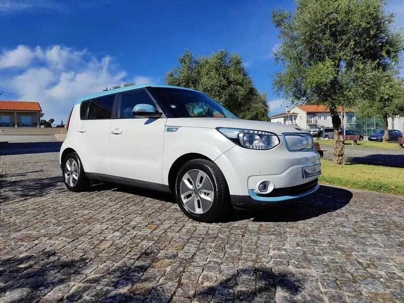 Branco Usado 2018 Kia Soul EV SUV | € 11.990 (Preço justo) - Imagem 1/4