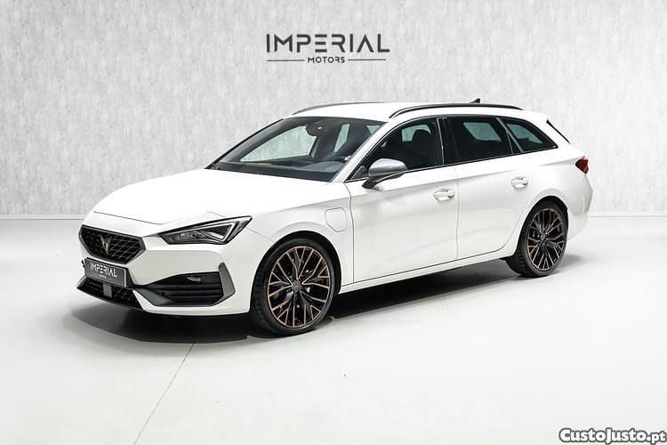 Branco Usado 2022 Cupra Leon VZ Carrinha | € 27.950 (Bom preço) - Imagem 1/1