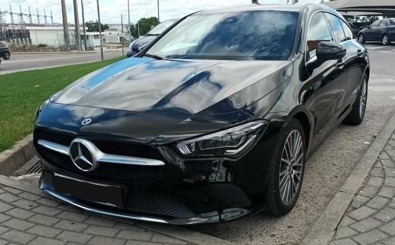 Preto Usado 2020 Mercedes CLA200 Carrinha | € 28.900 (Preço justo) - Imagem 1/4
