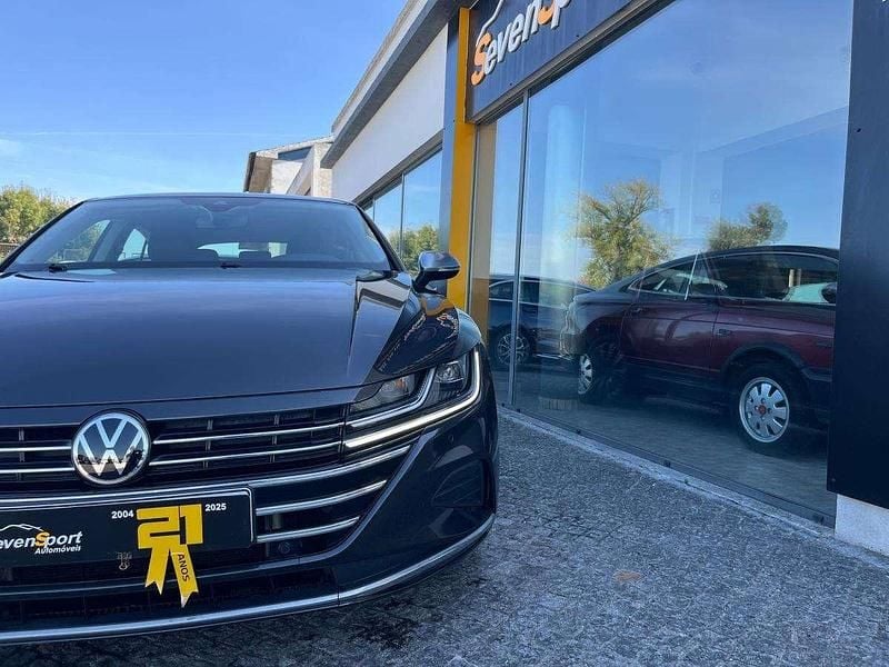 Usado VW Arteon Elegance 150 HP (110 kW) 2021 Cinza