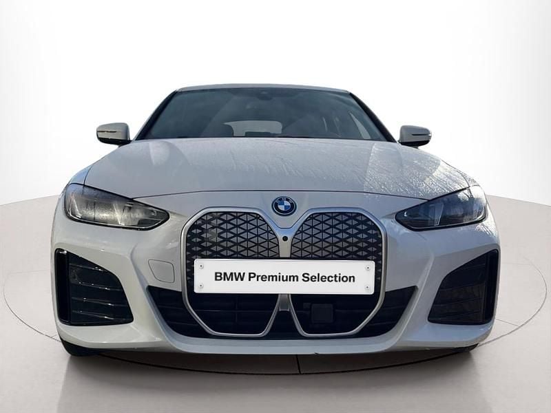 Usado BMW i4 Comfort Edition 250 kW (340 HP) 2025 Sedan