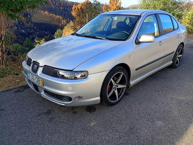 Usado 2000 Seat Toledo Sedan | € 3.900 - Imagem 1/4