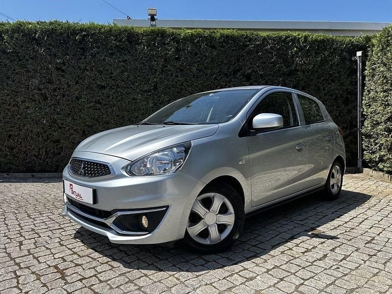 Cinza Usado 2018 Mitsubishi Space Star Plus | € 8.990 (Bom preço) - Imagem 1/4