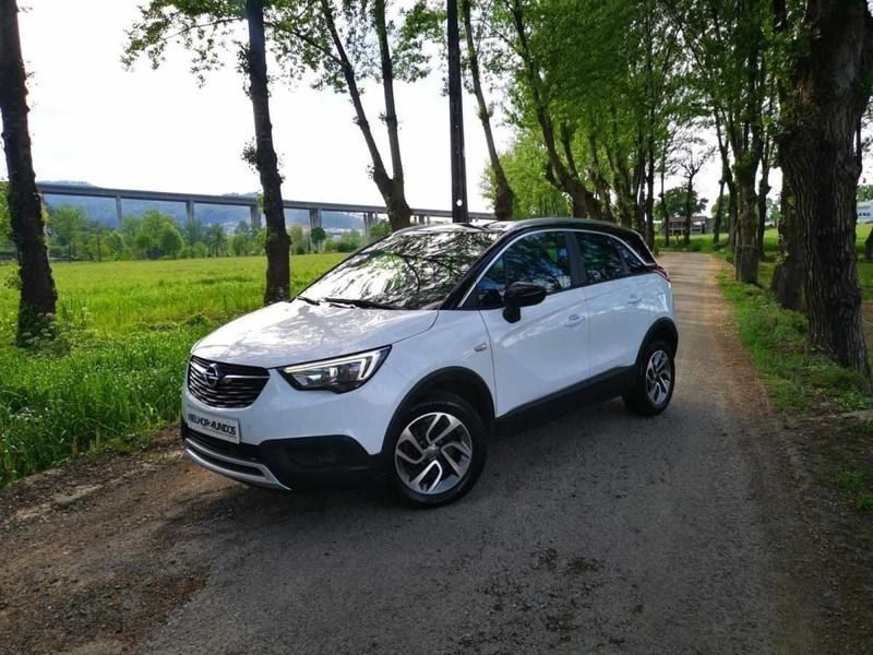 Branco Usado 2019 Opel Crossland Innovation SUV | € 17.750 - Imagem 1/4
