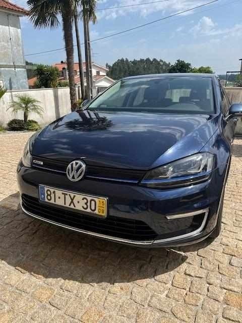 Azul Usado 2017 VW e-Golf Citadino | € 8.500 - Imagem 1/4