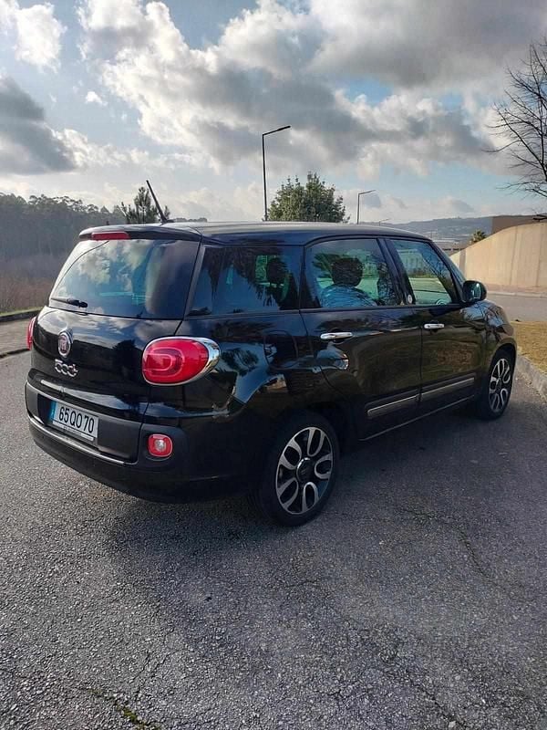 Usado Fiat 500L 120 HP (88 kW) 2015 Preto Monovolume