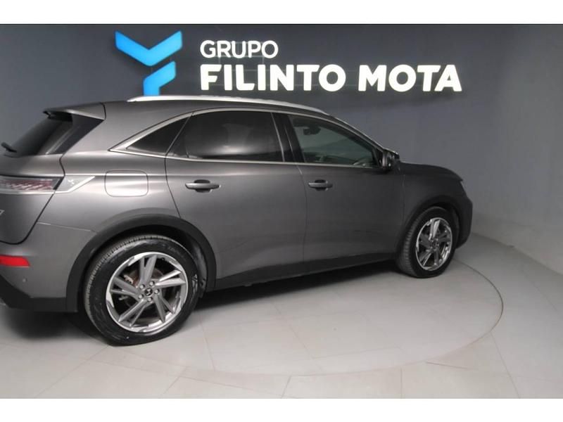 Usado DS Automobiles DS7 Crossback Grand Chic 300 HP (220 kW) 2021 Cinzento SUV