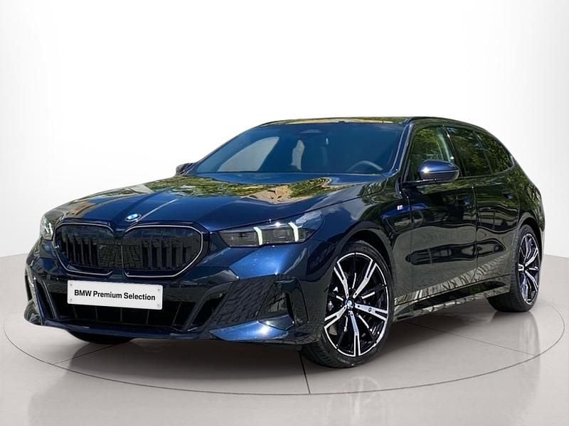 Usado BMW 520 Comfort Edition 197 HP (144 kW) 2024 Preto Carrinha