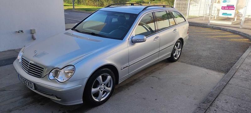 Usado 2003 Mercedes C220 Sedan | € 6.500 (Preço justo) - Imagem 1/4